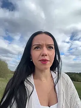 Vanesskaa online show from 10/08/25, 02:25