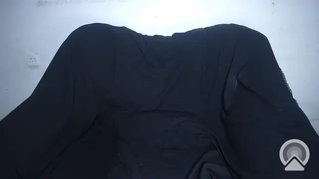 LureLily online show from 12/08/24, 05:44