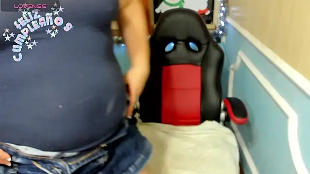 Snapshot of isaReyes chatting on 12/14/24, 06:41 isaReyes online show from 12/14/24, 06:41