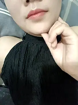  Attractivegirl33 online show from 10/02/25, 04:47