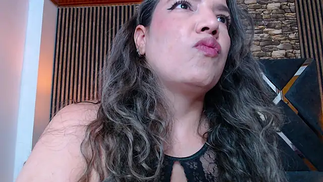 marie hss online show from 09/17/25, 07:37