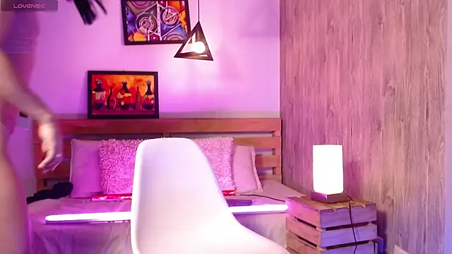 LittleButterfly19 online show from 12/06/24, 12:23