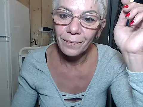 jona33 online show from 09/26/25, 04:22