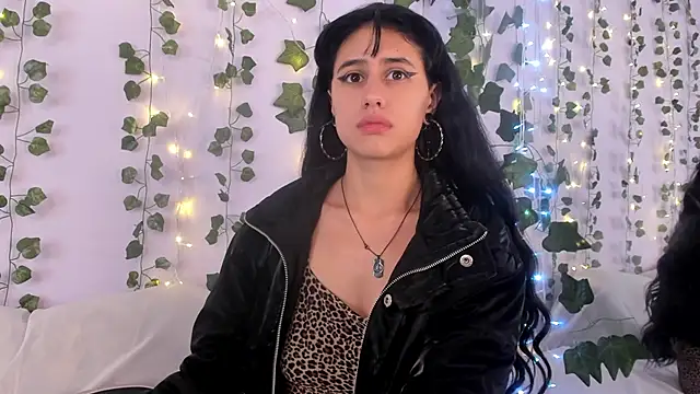 Snapshot of Natasha_Nasty2 chatting on 01/05/25, 08:32 Natasha Nasty2 online show from 01/05/25, 08:32