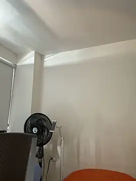 Liissa cute  online show from 11/20/25, 07:35