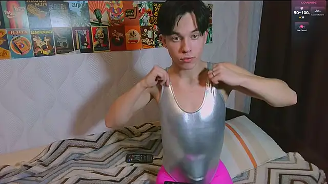 Snapshot of Jerry_Bomb chatting on 02/11/25, 04:56 Jerry Bomb online show from 02/11/25, 04:56