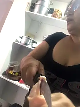 Sweeetness Milf online show from 12/02/24, 03:47