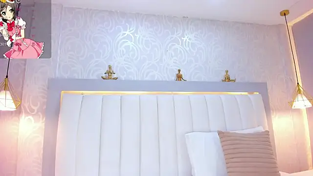 afrodytasky  online show from 10/04/25, 11:41