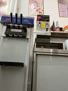 andii-1 online show from 02/28/25, 05:04