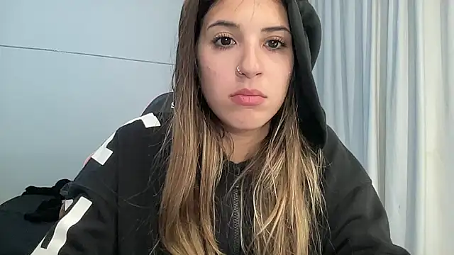 Snapshot of Lolykush chatting on 02/14/25, 12:30 Lolykush online show from 02/14/25, 12:30