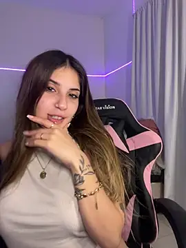 Snapshot of Lolykush chatting on 02/26/25, 04:36 Lolykush online show from 02/26/25, 04:36