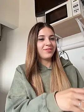 Snapshot of Lolykush chatting on 09/11/25, 01:55 Lolykush online show from 09/11/25, 01:55