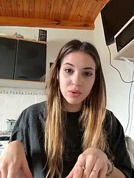 Snapshot of Lolykush chatting on 09/15/25, 03:56 Lolykush online show from 09/15/25, 03:56