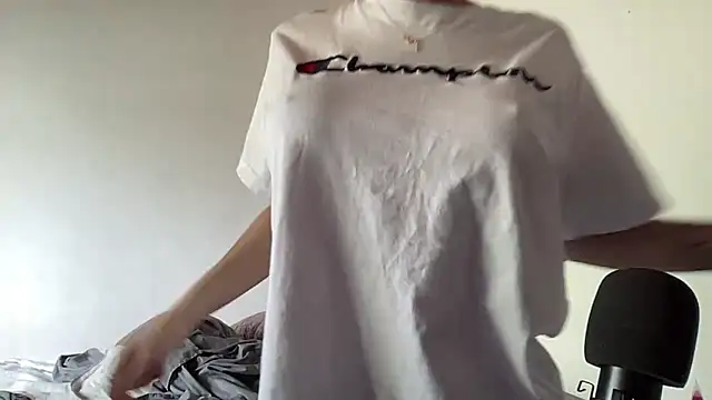 Snapshot of Lolykush chatting on 10/08/25, 04:15 Lolykush online show from 10/08/25, 04:15