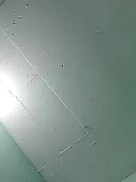 Luisf1267 online show from 03/21/25, 04:17