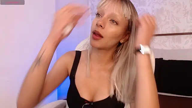 peyton golden1 online show from 11/25/25, 03:39