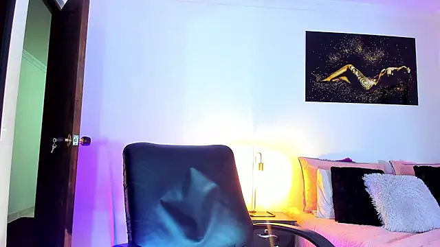 Snapshot of KimberlyBanks2 chatting on 03/10/25, 11:38 KimberlyBanks2 online show from 03/10/25, 11:38