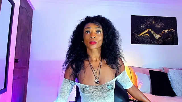 Snapshot of KimberlyBanks2 chatting on 03/18/25, 08:26 KimberlyBanks2 online show from 03/18/25, 08:26