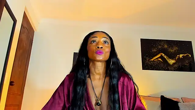 Snapshot of KimberlyBanks2 chatting on 10/02/25, 10:17 KimberlyBanks2 online show from 10/02/25, 10:17