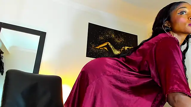 Snapshot of KimberlyBanks2 chatting on 12/02/25, 01:05 KimberlyBanks2 online show from 12/02/25, 01:05