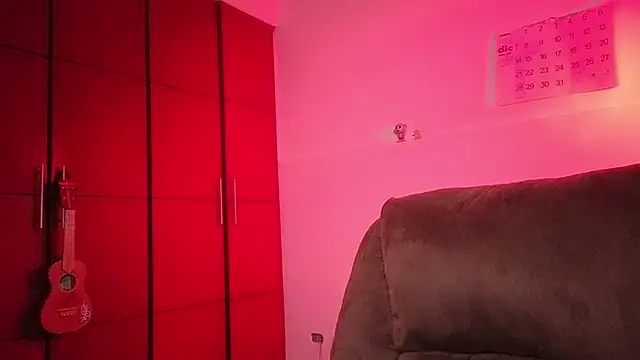 NEXT DOOR GIRL  online show from 12/17/25, 10:38