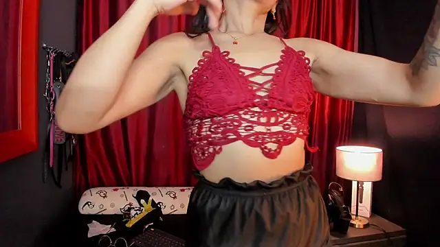 AvaLusty online show from 11/11/25, 03:34