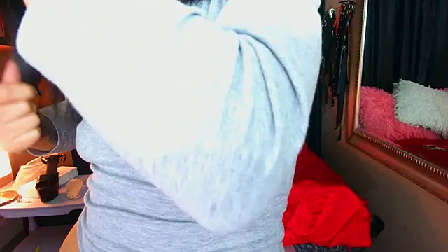 AvaLusty online show from 03/03/26, 12:00