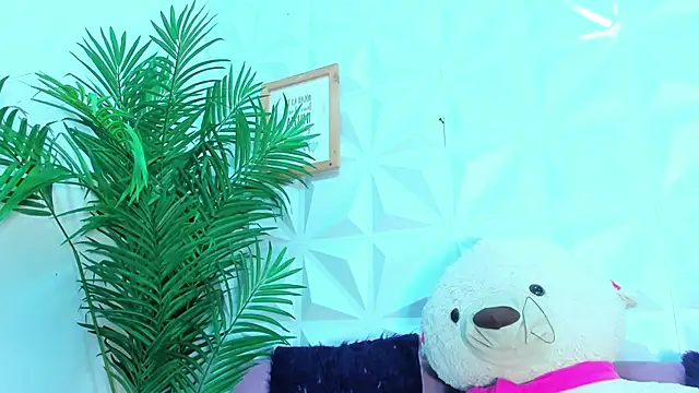 Briyit Doll online show from 10/01/25, 09:32