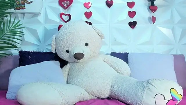 Briyit Doll online show from 03/24/26, 02:38