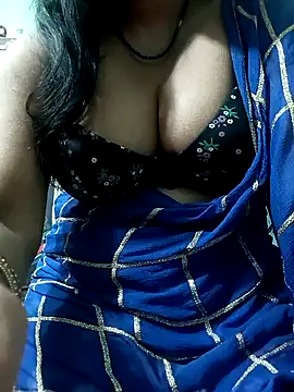 Snapshot of Savita_bhabhii chatting on 01/23/25, 06:35 Savita bhabhii online show from 01/23/25, 06:35