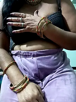 Snapshot of Savita_bhabhii chatting on 01/24/25, 09:58 Savita bhabhii online show from 01/24/25, 09:58