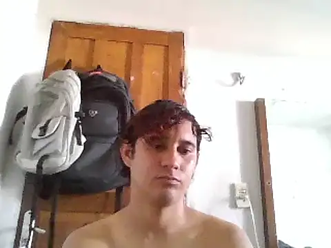 Snapshot of pedrodavid_ chatting on 12/23/24, 07:52 pedrodavid  online show from 12/23/24, 07:52