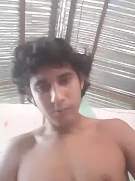 Snapshot of pedrodavid_ chatting on 09/27/25, 08:25 pedrodavid  online show from 09/27/25, 08:25