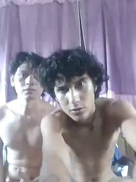 Snapshot of pedrodavid_ chatting on 11/03/25, 07:04 pedrodavid  online show from 11/03/25, 07:04