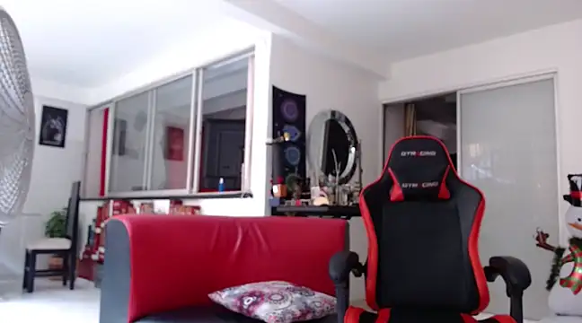 damiam fiery online show from 12/04/24, 07:23