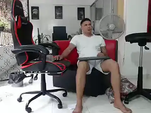 damiam fiery online show from 12/23/24, 08:14