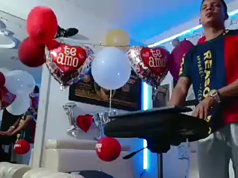 damiam fiery online show from 02/13/25, 05:22