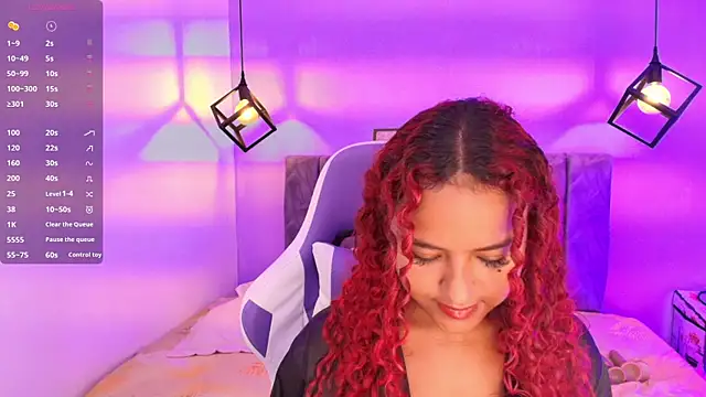 Sophiee Velvet online show from 09/19/25, 12:50