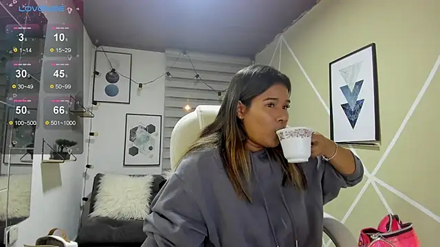 Enma  clark online show from 01/11/26, 04:39