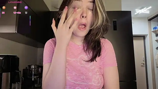 Vanessa Walters online show from 02/05/26, 03:11