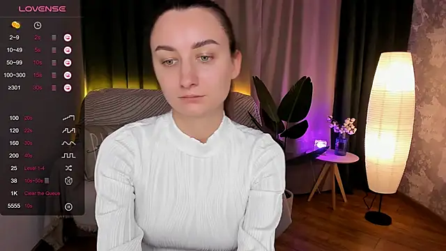 Snapshot of annacooleman chatting on 01/14/25, 10:27 annacooleman online show from 01/14/25, 10:27