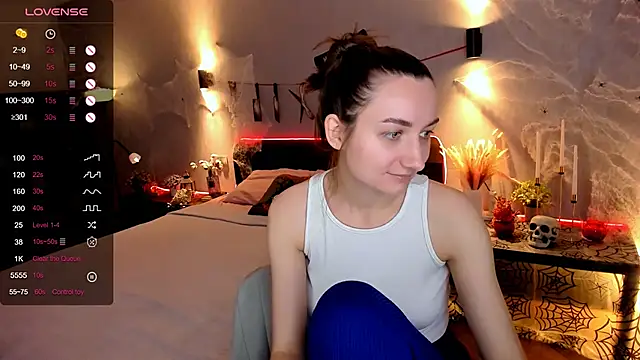 Snapshot of annacooleman chatting on 10/23/25, 02:22 annacooleman online show from 10/23/25, 02:22
