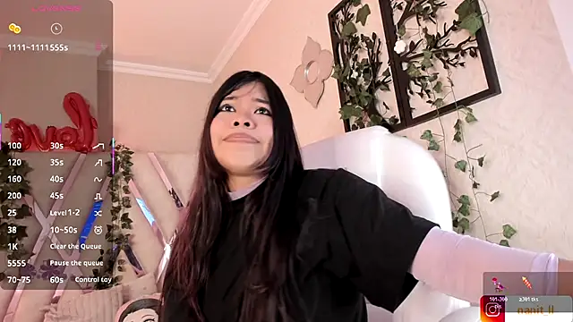 Punkys  online show from 11/05/25, 07:36