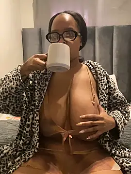 Snapshot of Saggy_areola95 chatting on 07/15/26, 08:19 Saggy areola95 online show from 07/15/26, 08:19