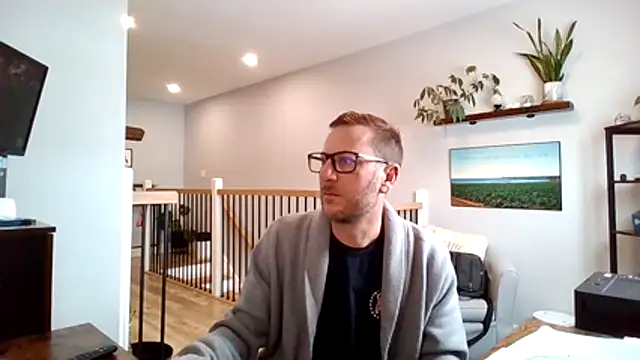 Snapshot of Bigdicktrav902 chatting on 02/11/26, 02:33 Bigdicktrav902 online show from 02/11/26, 02:33