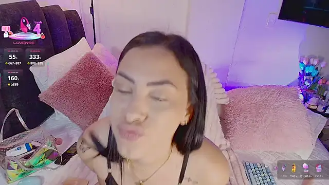 Maya Bluee online show from 04/10/26, 03:34