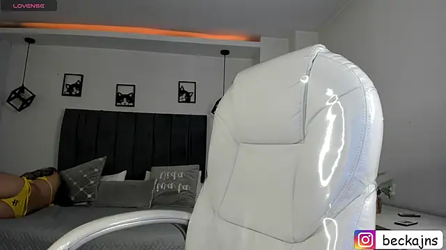 Beck jones online show from 02/10/25, 02:48