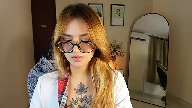 SweetJennaa online show from 07/02/26, 12:43
