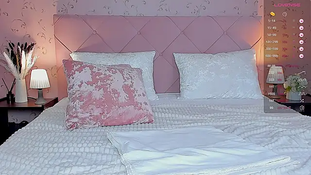 Snapshot of juliana_browns chatting on 03/05/25, 06:12 juliana browns online show from 03/05/25, 06:12