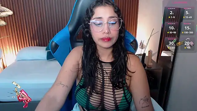 venuz lee online show from 11/14/25, 01:21